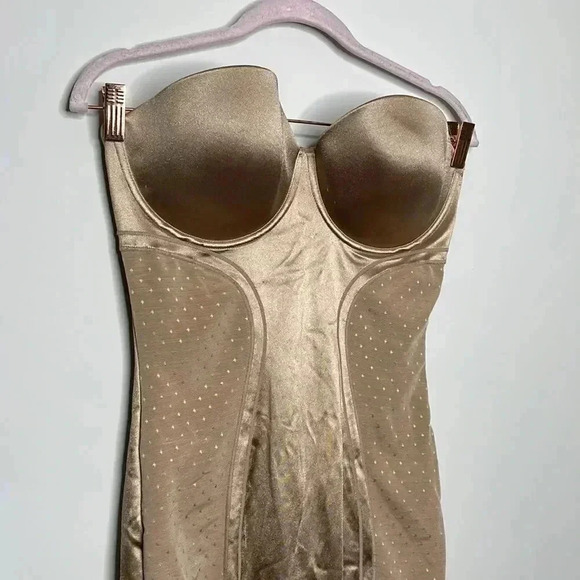 Scandal Body Shaping Shape wear - Picture 4 of 10